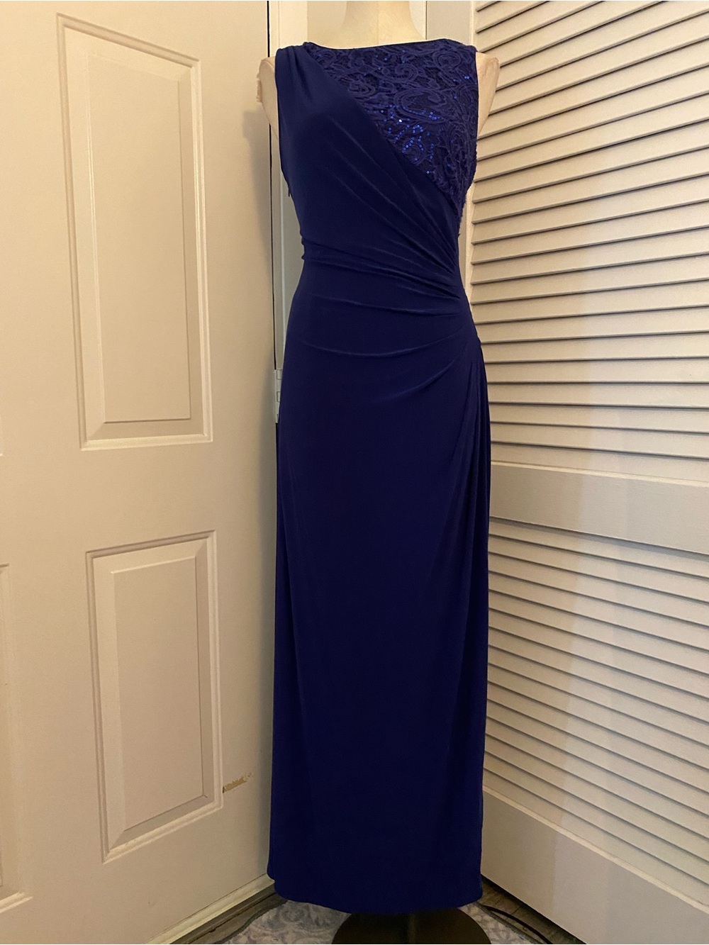 “R&M Collection” Elegant Navy Blue Prom Gown w/ Sequin Lace Bodice- Size 12